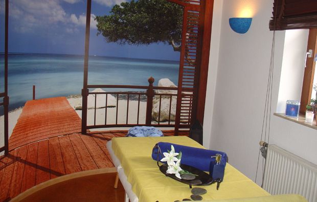 wellness-fuer-frauen-kappelrodeck-massageraum