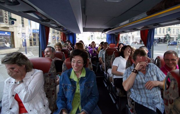 comedy-stadtfuehrung-berlin-bus