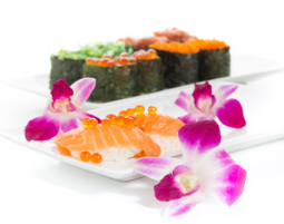 Sushi-Kochkurs Hamburg - Asiatisch kochen: eine kulinarische Reise durch Fernost Sushi-Kochkurs Hamburg - Asiatisch kochen: eine kulinarische Reise durch Fernost