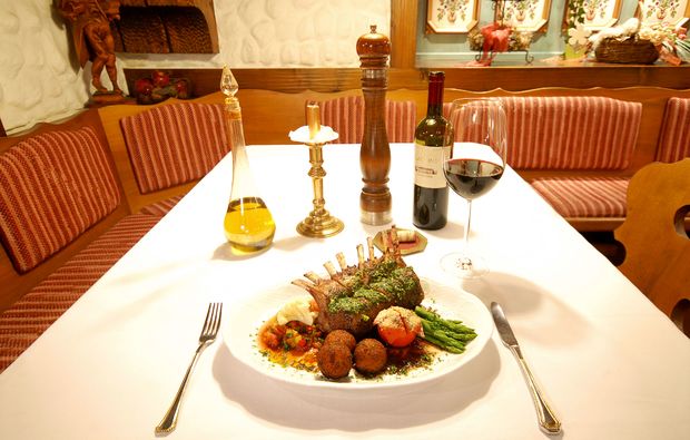 zauberhafte-unterkuenfte-altenkunstadt-dinner