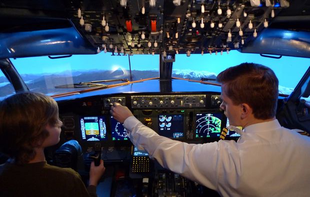 flugsimulator-berlin-boeing-b737-cockpit