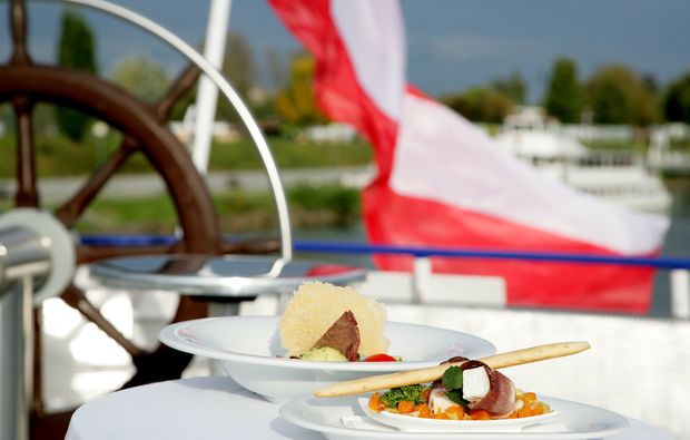 genuss-am-fluss-krems-dinner
