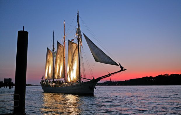 segeln-dinner-travemuende-sunset1488887137