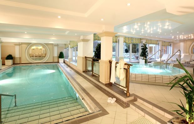 Das Wunsch-Hotel Mürz - Abendessen, Massage, Gesichtsbehandlung
