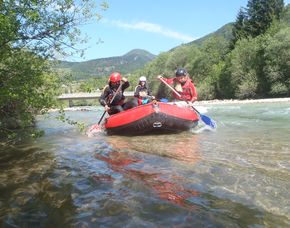 Rafting Familientour - Salzach - 2 Erwachsene und 2 Kinder Active outdoor-unlimited GmbH - Canyoning Tour