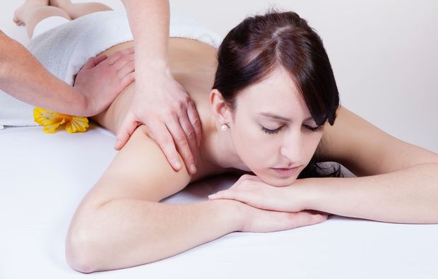 aromaoelmassage-siegburg-massage
