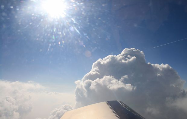 privatrundflug-mit-flugtheorie-grefrath-sonne