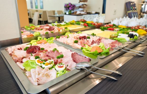 romantikwochenende-dresden-buffet