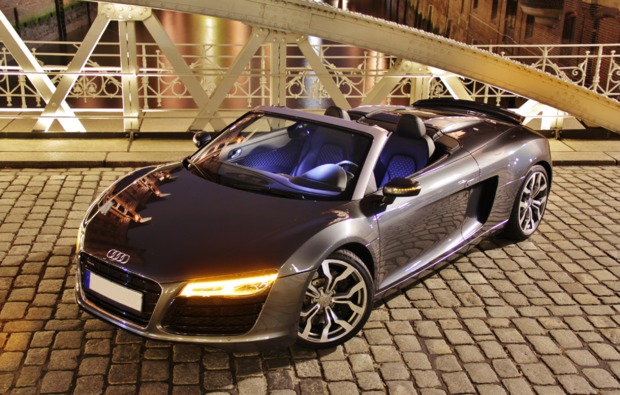 audi-r8-fahren-moembris-bg3
