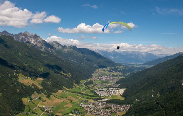 gleitschirm-tandemflug-neustift-stubaital-panorama