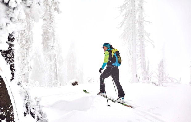 schneeschuh-wanderung-bayerisch-eisenstein-schnee