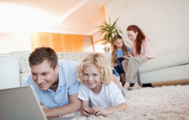 familien-fotoshooting-friedrichsruhe-teppich