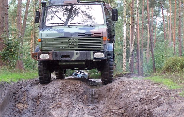 truck-offroad-fahren-fuerstenau-geschenkidee