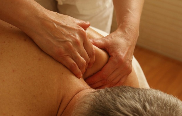 hot-stone-massage-fellbach-massage