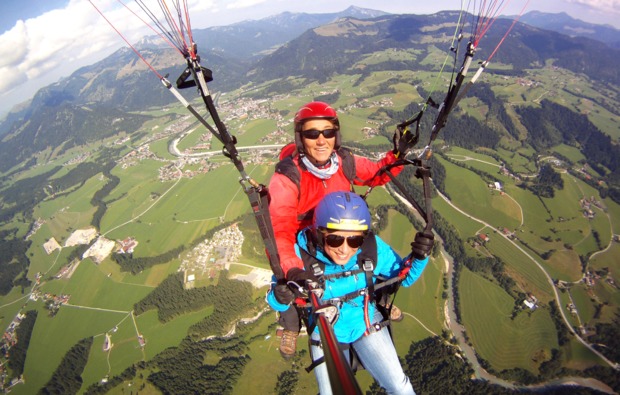gleitschirm-tandemflug-fliegen-abenteuer