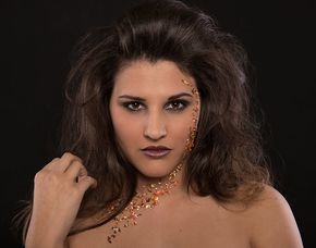 Professionelles Fotoshooting inkl. Make-Up & 1 Print, ca. 2 Stunden